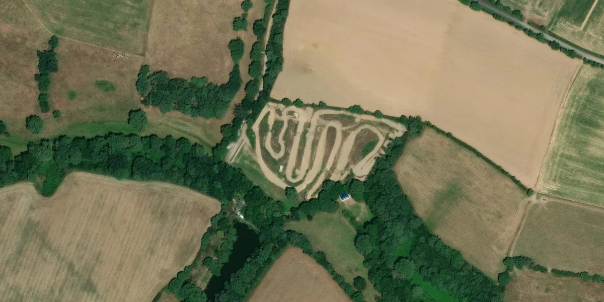 Circuit Moto Cross de Saint-Martin-des-Noyers